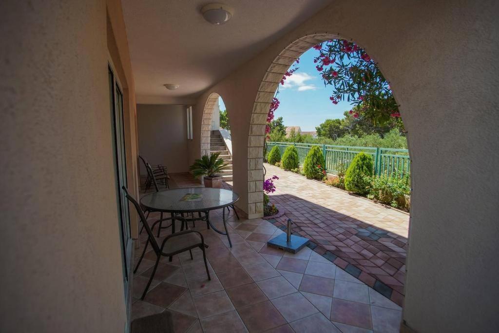Villa Mara Promajna Exterior foto
